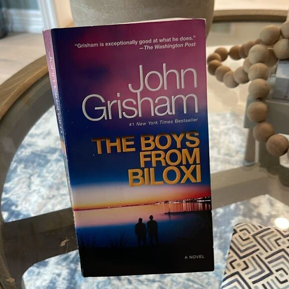 John Grisham - The Boys From Biloxi: A Legal Thriller - Picture 2 of 6